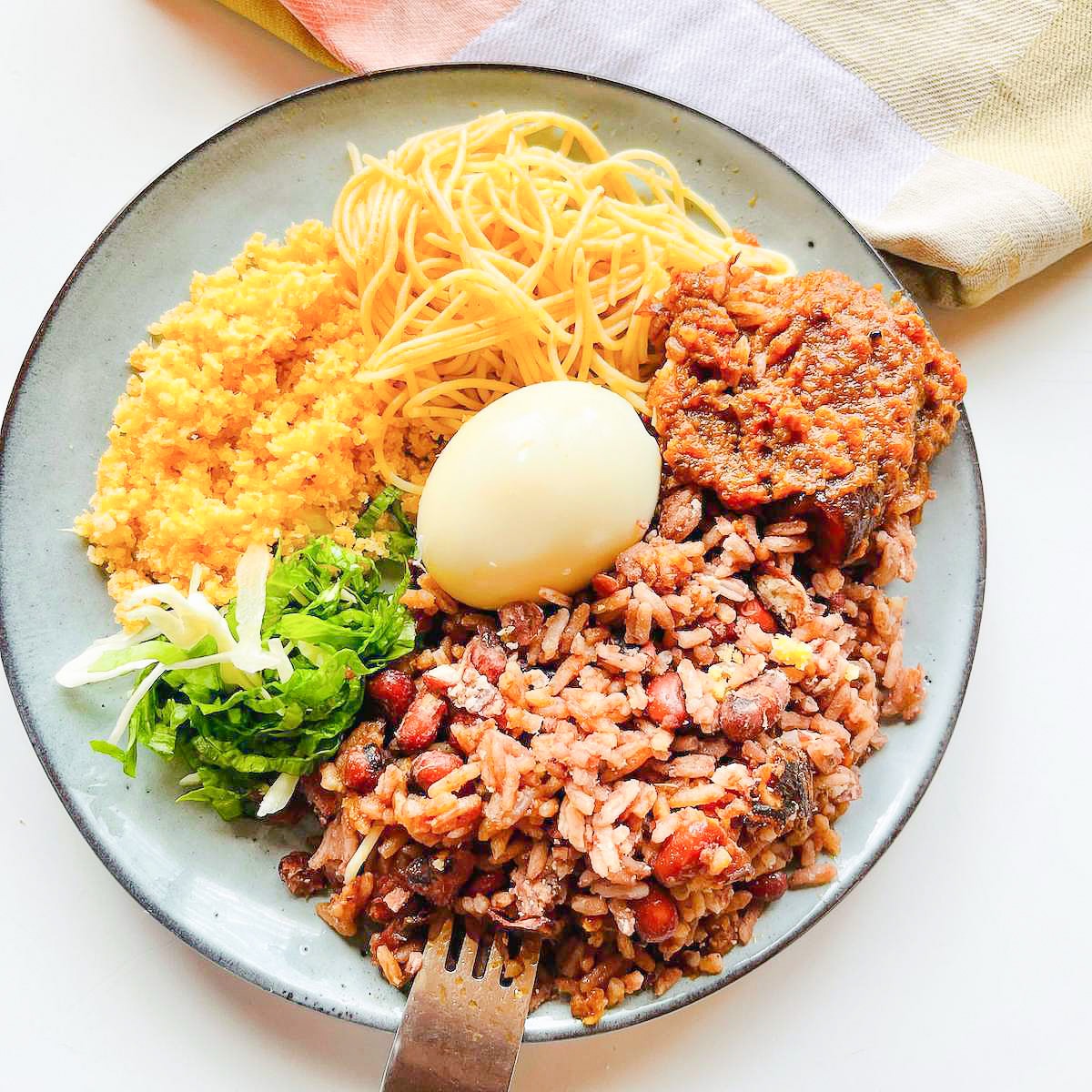 complete-waakye-dish